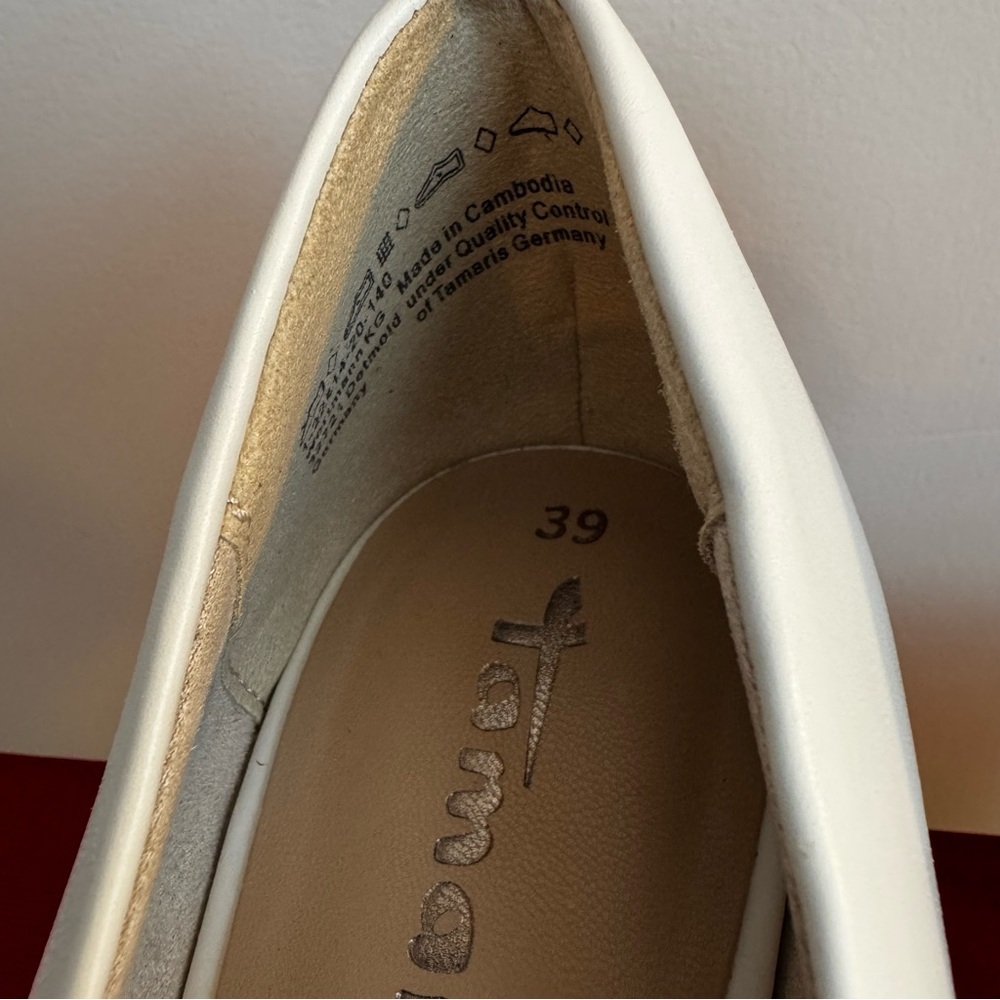 Tamaris White Pointed Toe Pumps Heels - "Touch-it" Comfort Footbed - Size 39 - Picture 6 of 12